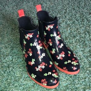 Spring flowered rain booties